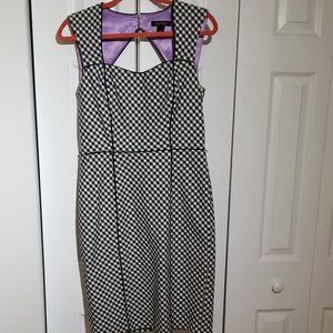 Gingham pattern sheath dress